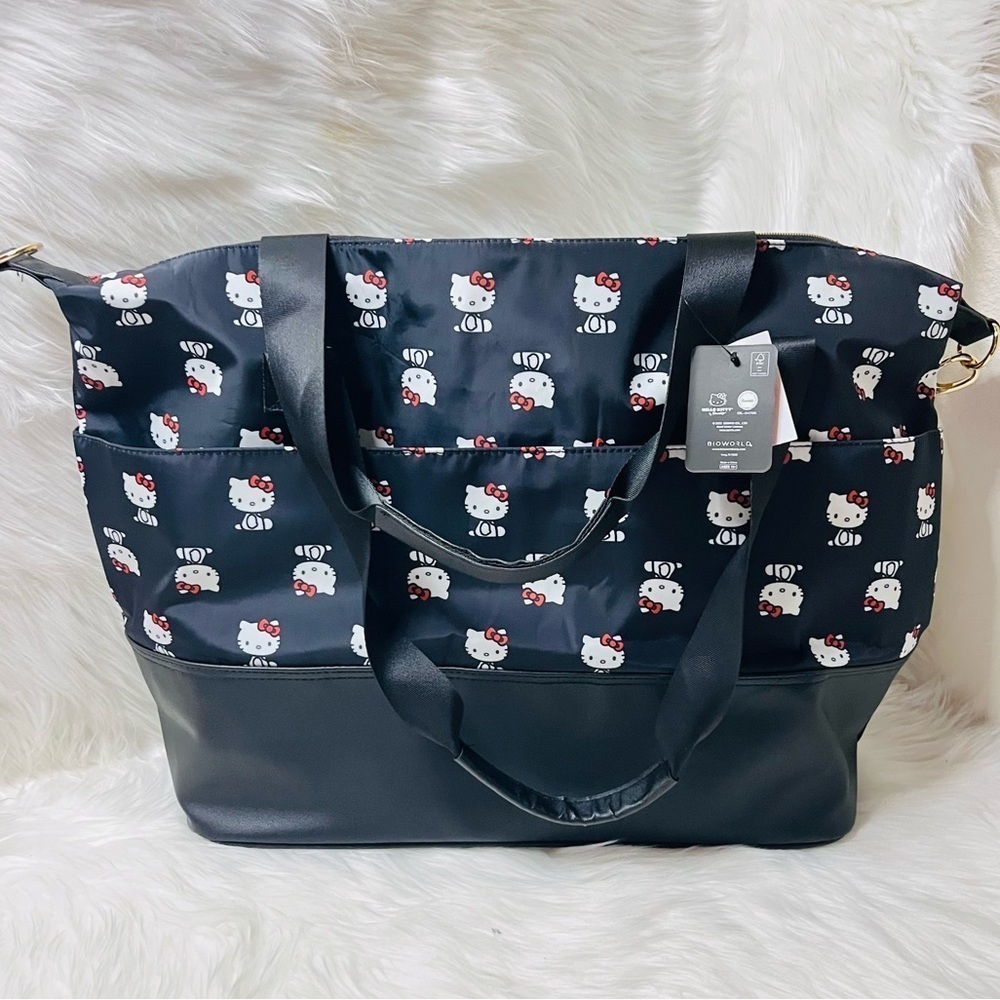 Hello Kitty Tote Bag - Picture 2 of 5